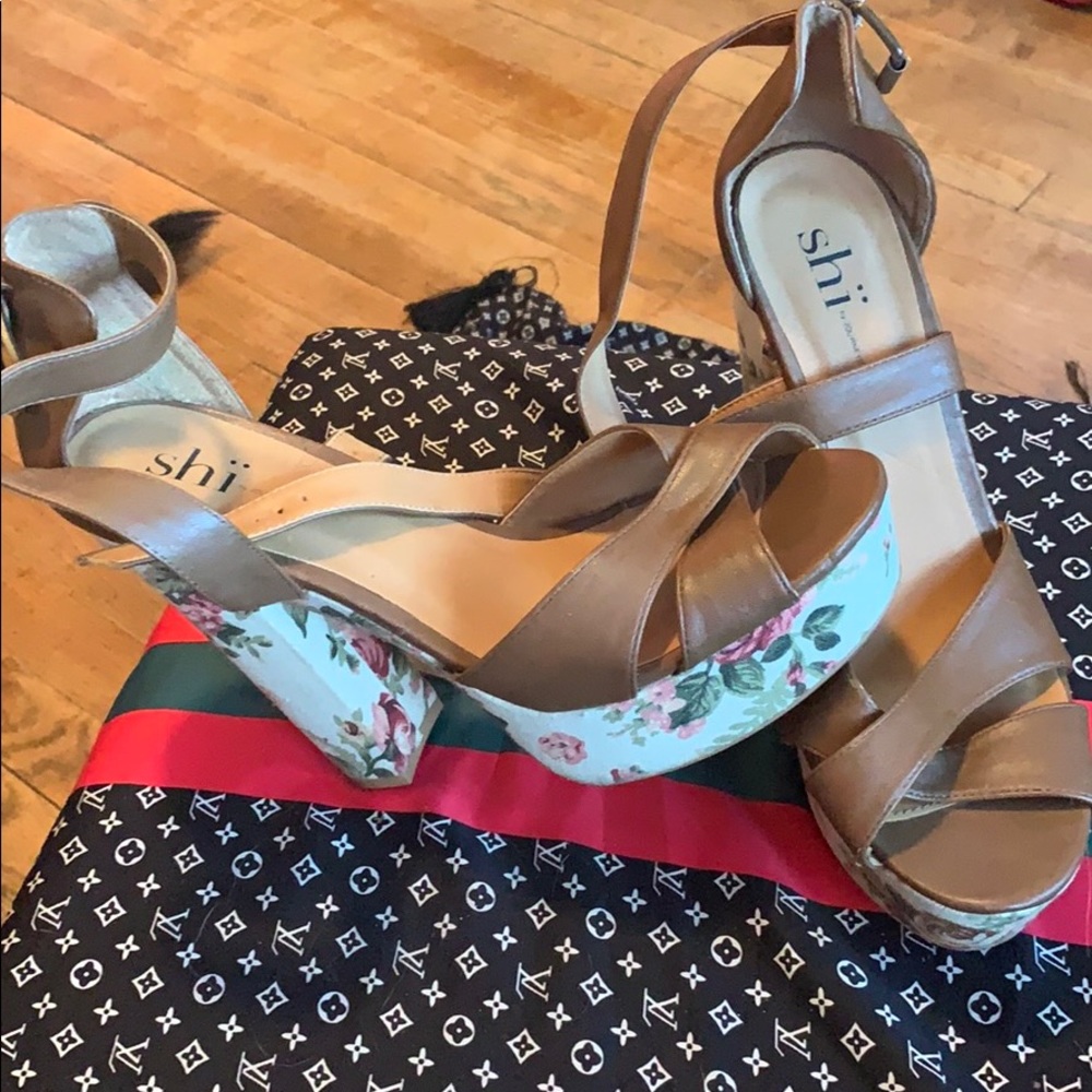 Shi Strappy Heels